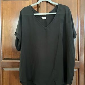 EYESHADOW V-Neck Tunic in Black - Size 2X